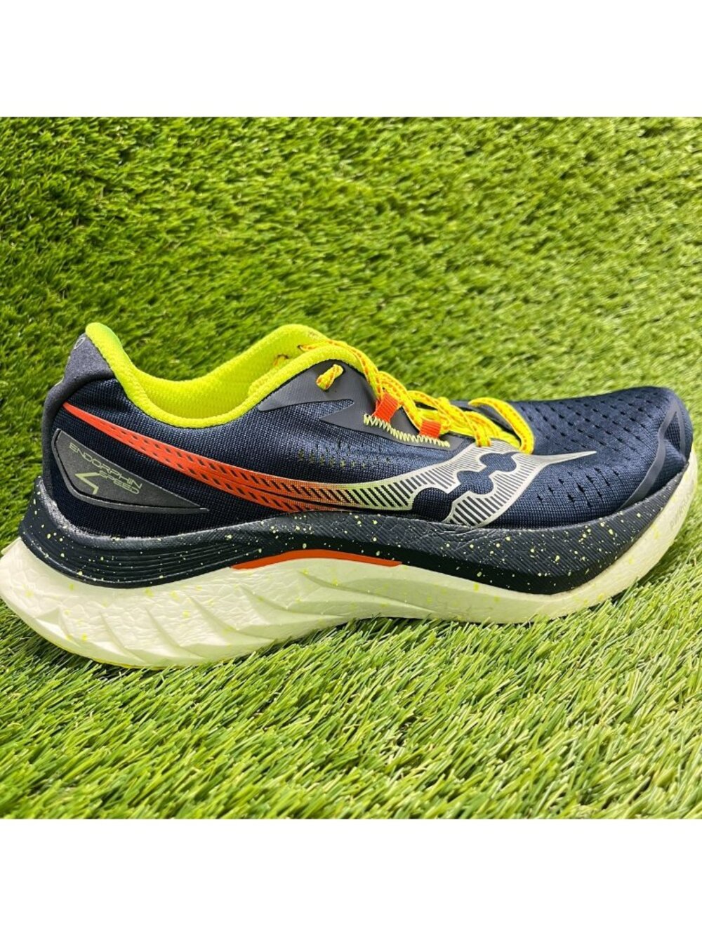 Saucony Endorphin Speed 4 Mens Size 9 Blue White Athletic Running Shoes Sneakers